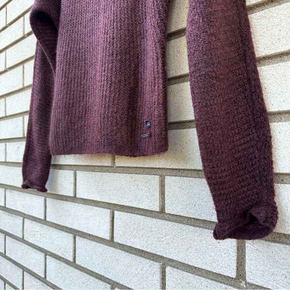 NWT Abercrombie & Fitch Maroon Pullover Dolman Sleeve Knit Sweater - Picture 8 of 10